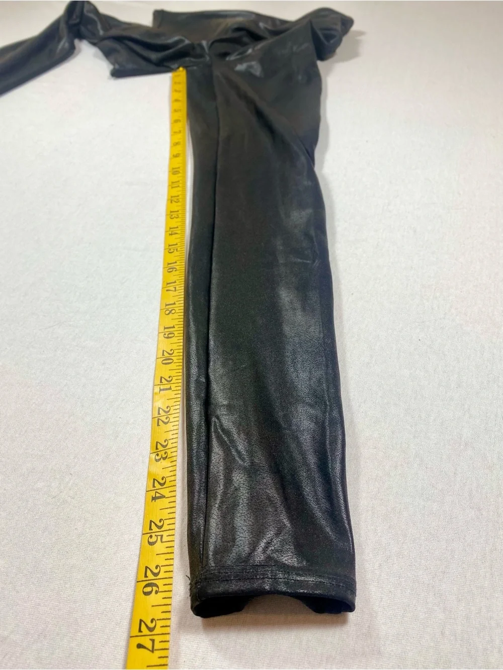 SPANX Style 2437 Faux Leather Leggings Black Medium